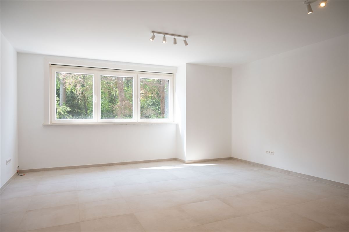 Volledig gerenoveerd appartement met twee slaapkamers in Kuringen.