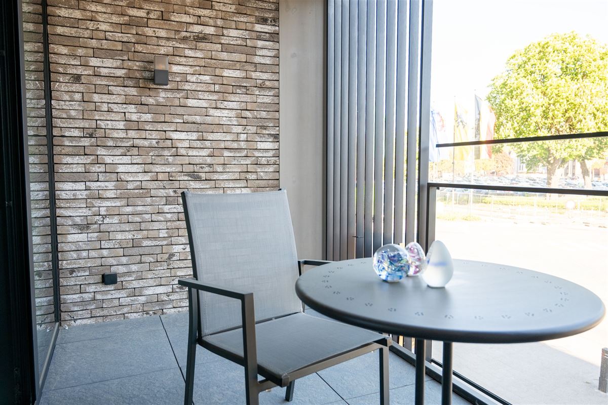 Energiezuinig appartement met zonnepanelen, twee terrassen, twee slaapkamers en een autostandplaats!