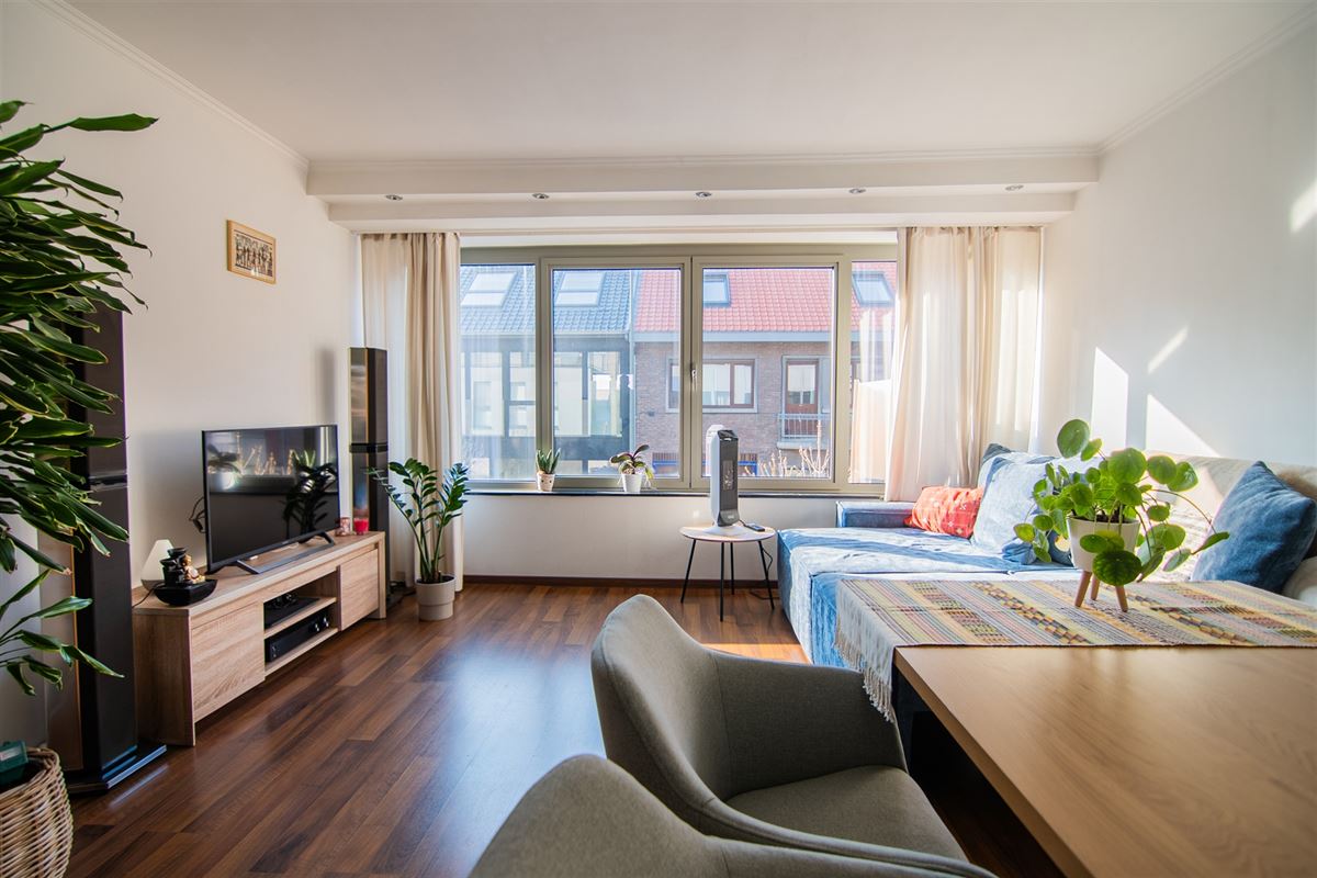 Rustig gelegen appartement met garage op wandelafstand van het centrum.