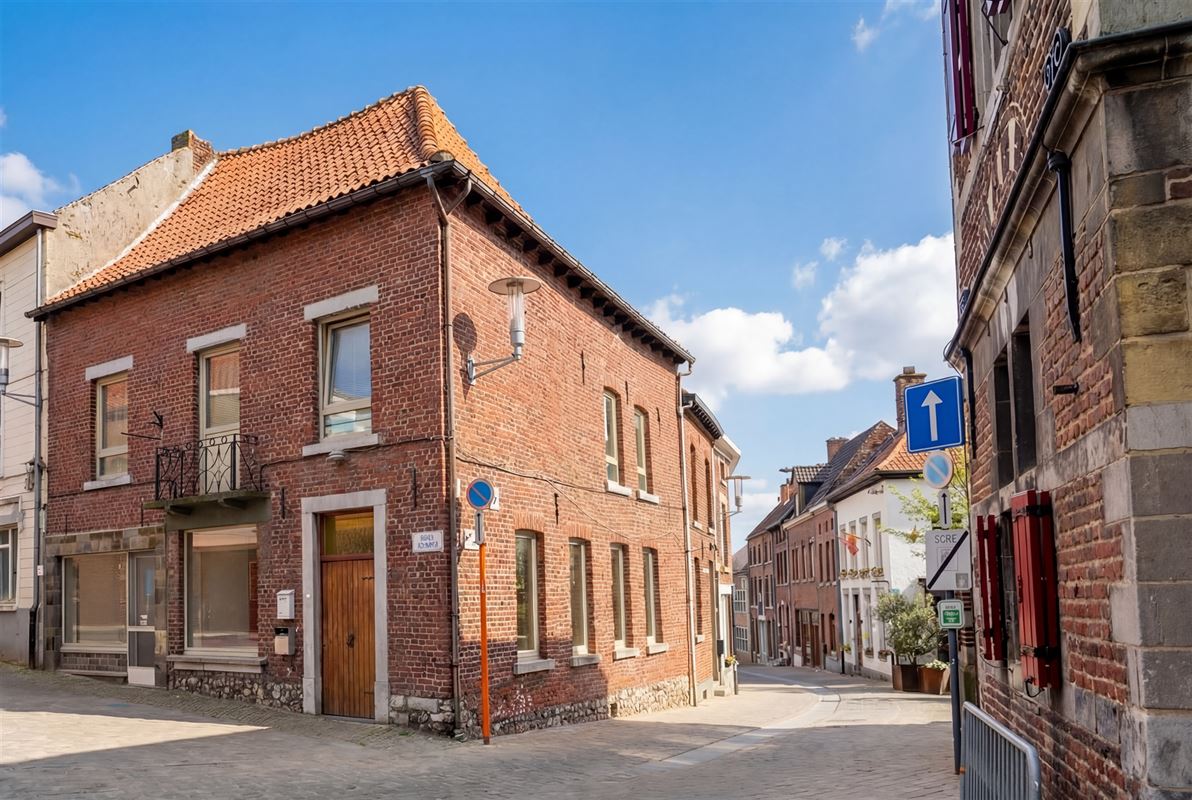 Handelsruimte met appartement in het centrum van Borgloon!