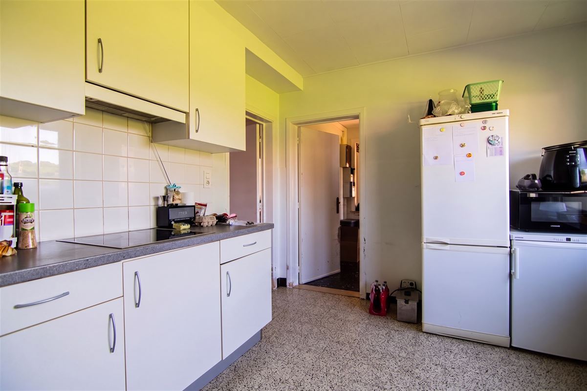 Op te frissen woning met drie slaapkamers en tuin in Diepenbeek.