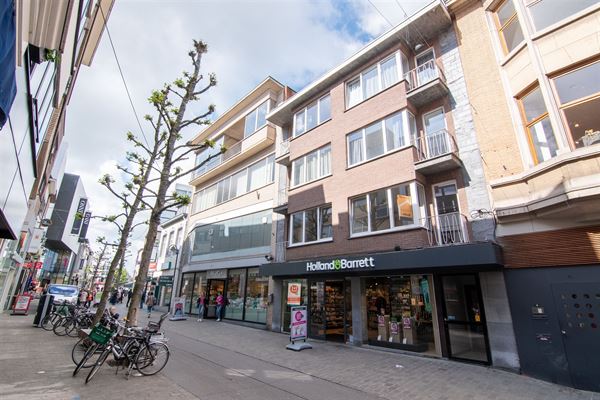 Appartement, pal in het stadscentrum met twee slaapkamers!