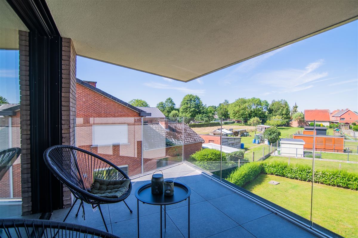 Lichtrijk appartement met één slaapkamer!