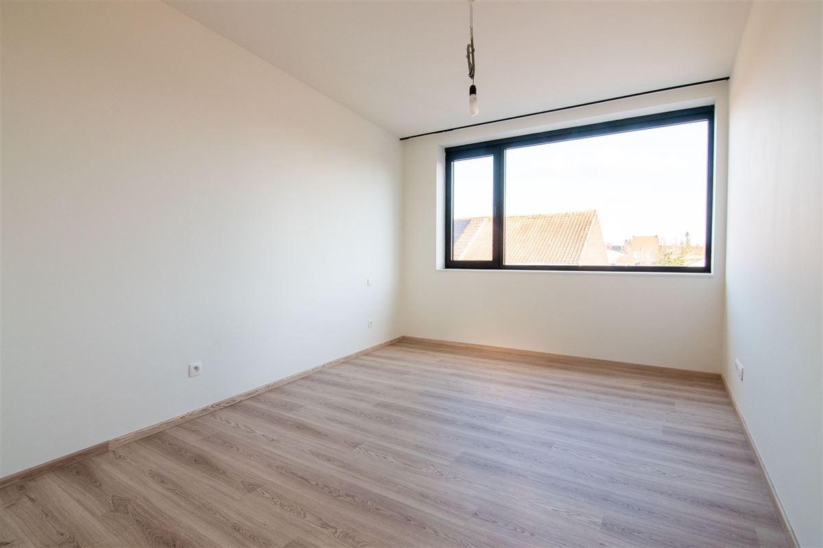 Ruime woning met drie slaapkamers in het centrum van Heers.