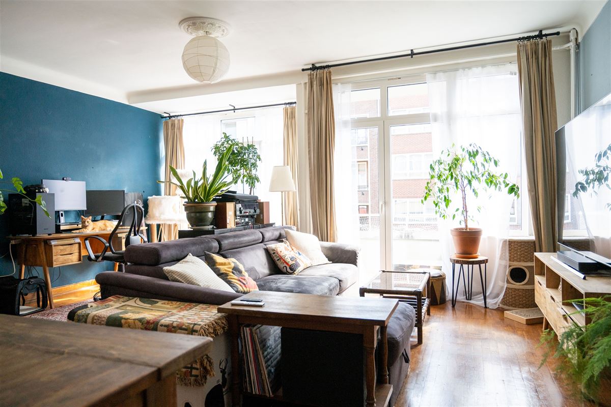 Lichtrijk karaktervol appartement in het stadscentrum!
