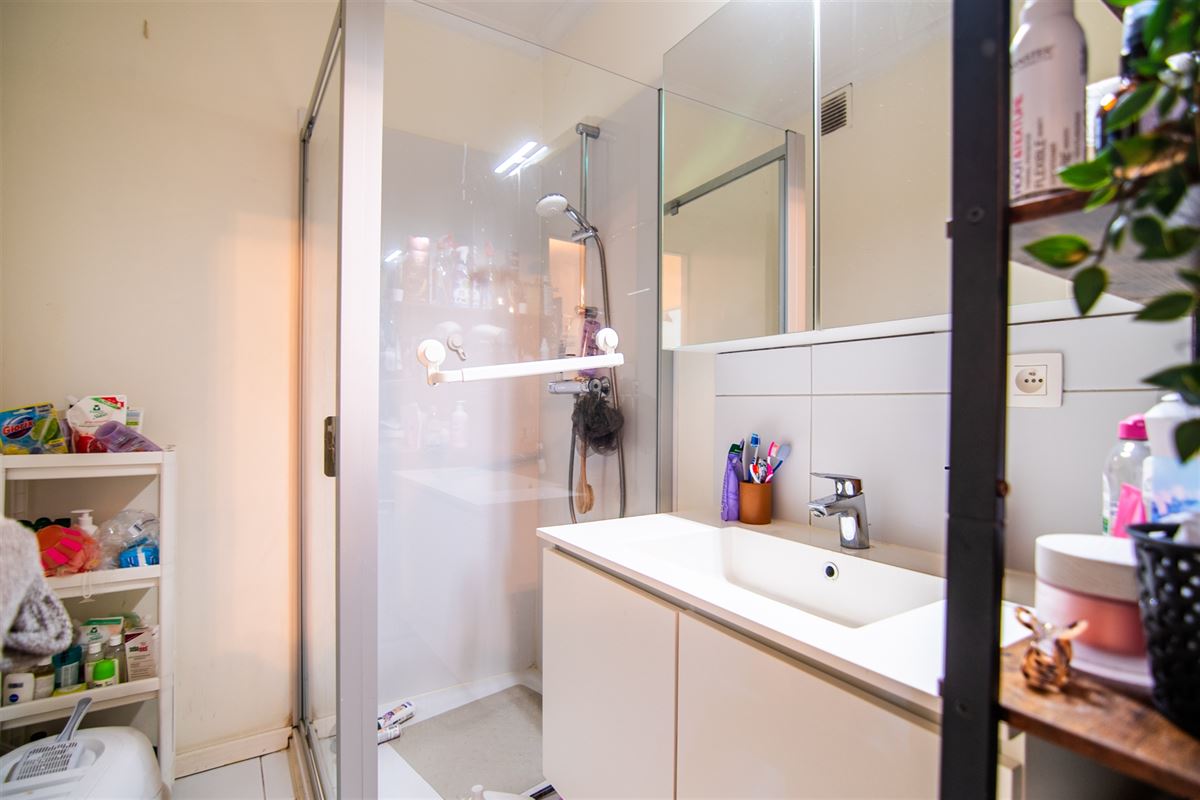 Centraal gelegen appartement met twee slaapkamers en ruim terras!