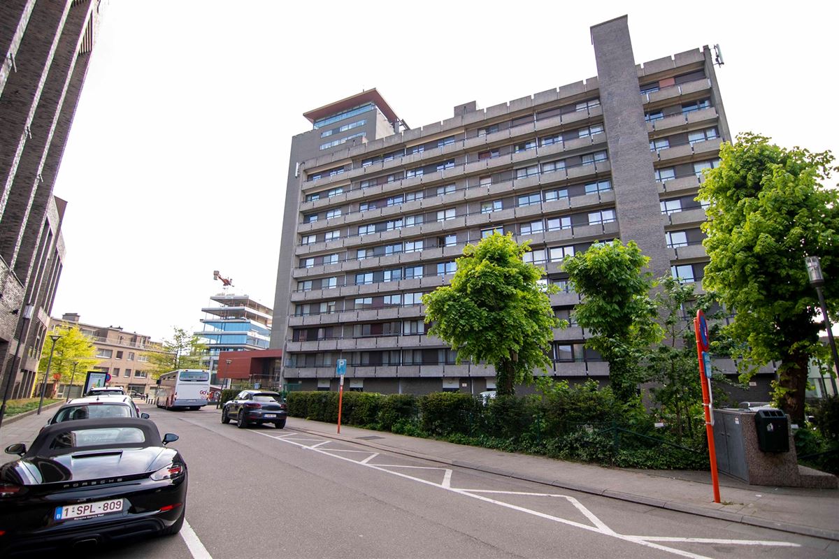 Centraal gelegen appartement met twee slaapkamers en ruim terras!