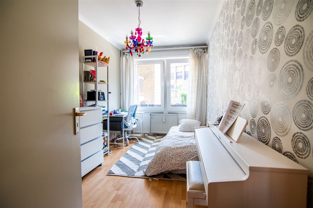 Centraal gelegen appartement met twee slaapkamers en ruim terras!