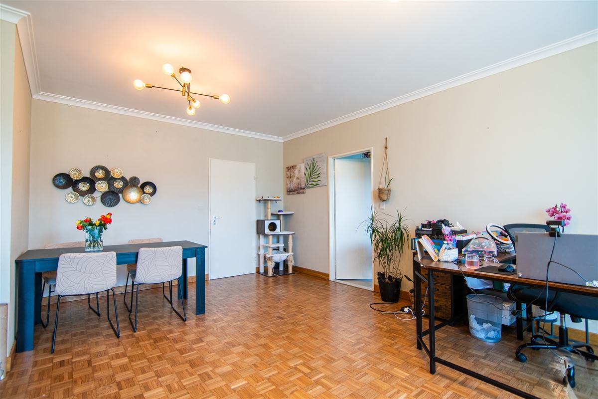 Centraal gelegen appartement met twee slaapkamers en ruim terras!
