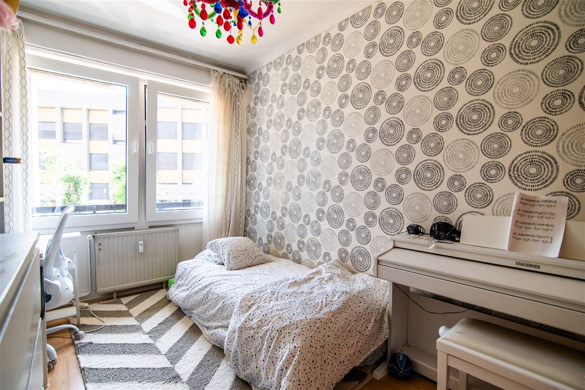 Centraal gelegen appartement met twee slaapkamers en ruim terras!