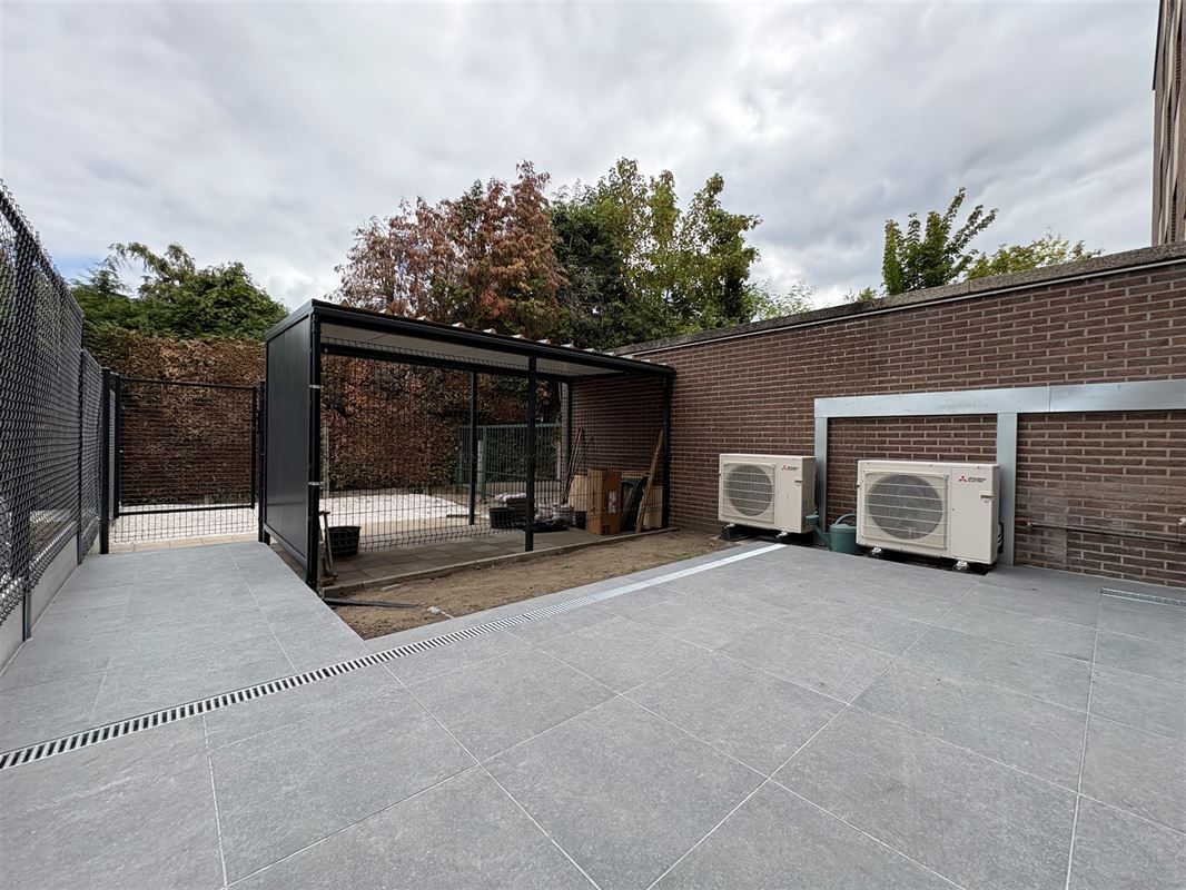 Gelijkvloers appartement met aangenaam terras.