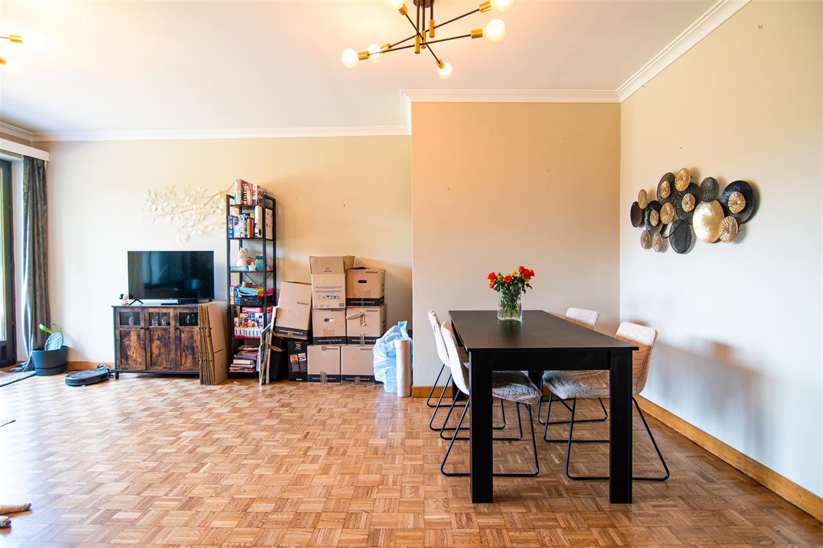 Centraal gelegen appartement met twee slaapkamers en ruim terras!