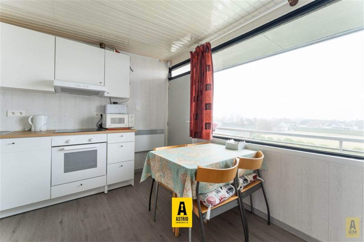 Gezellig vakantie-appartement in groen domein vlakbij zee!