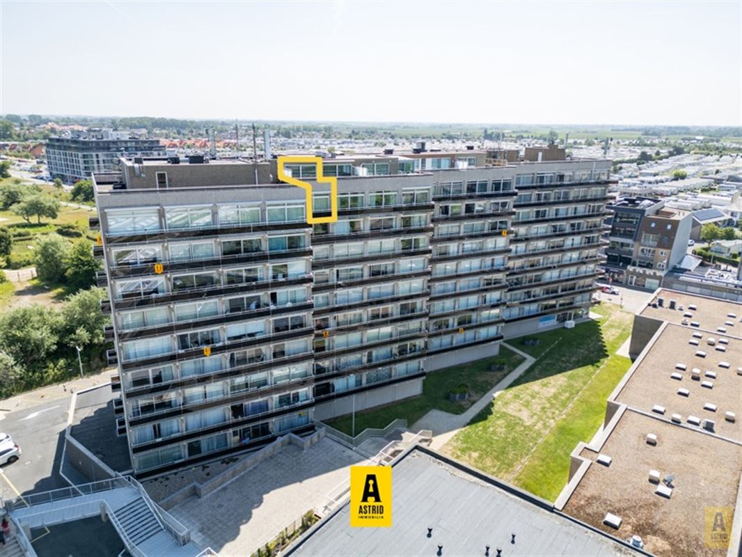 Uitzonderlijk aanbod! Duplexappartement op topligging met open zeezichten en riant zonne(dak)terras!