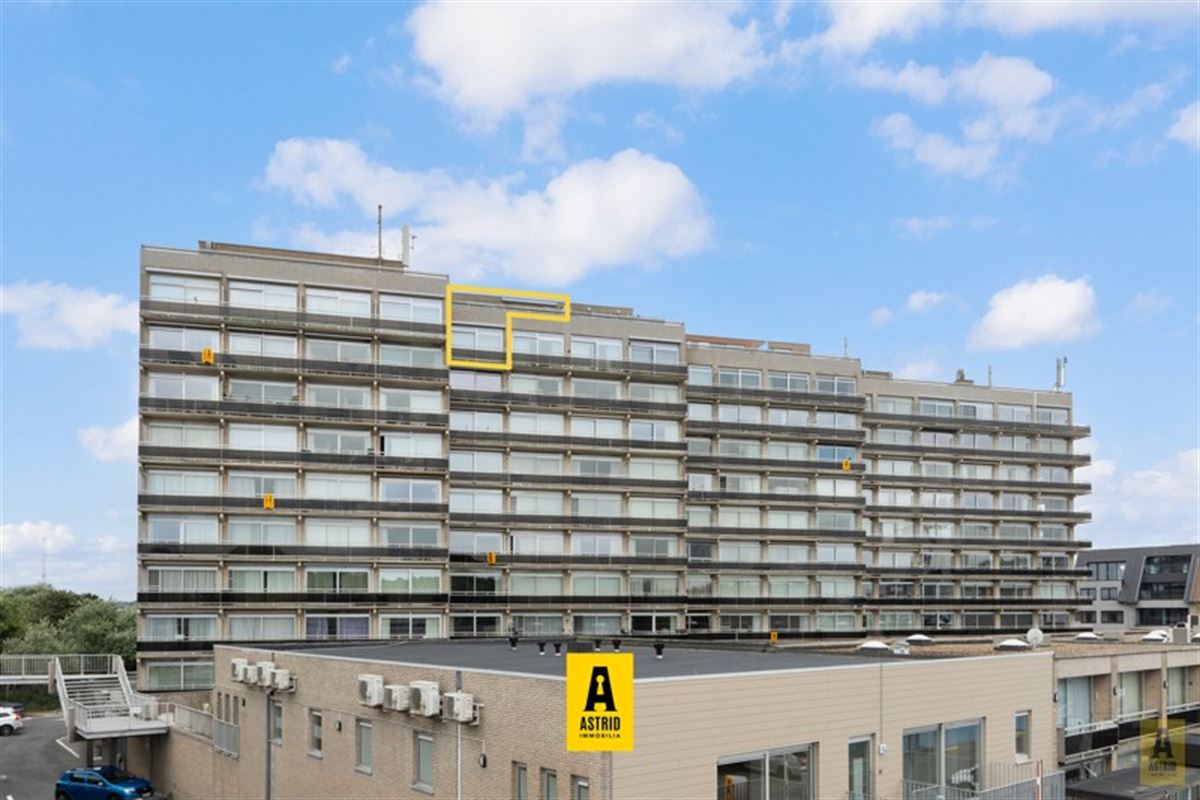 Uitzonderlijk aanbod! Duplexappartement op topligging met open zeezichten en riant zonne(dak)terras!