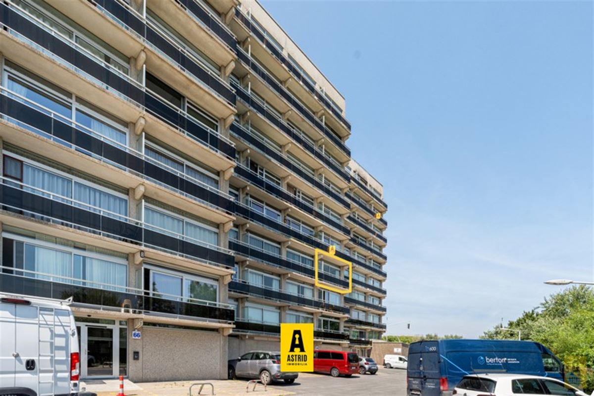 Zonnig appartement met open zichten vlakbij strand!