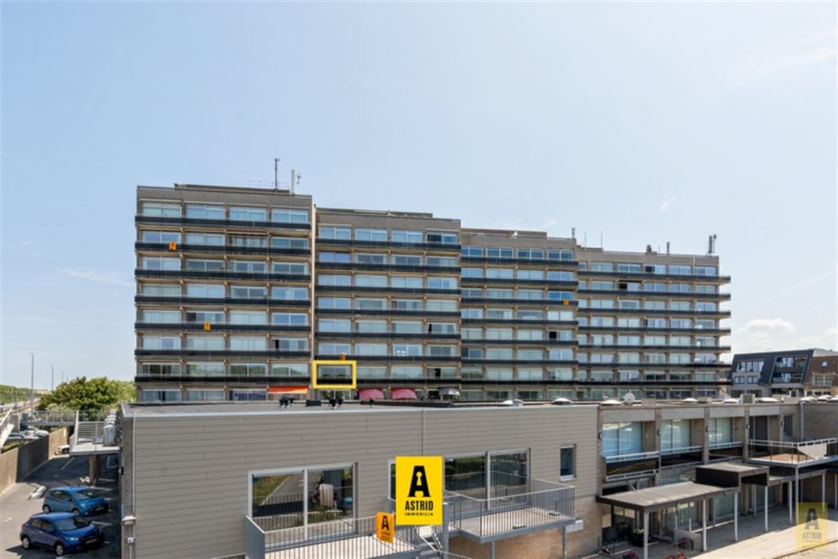 Zonnig appartement met open zichten vlakbij strand!