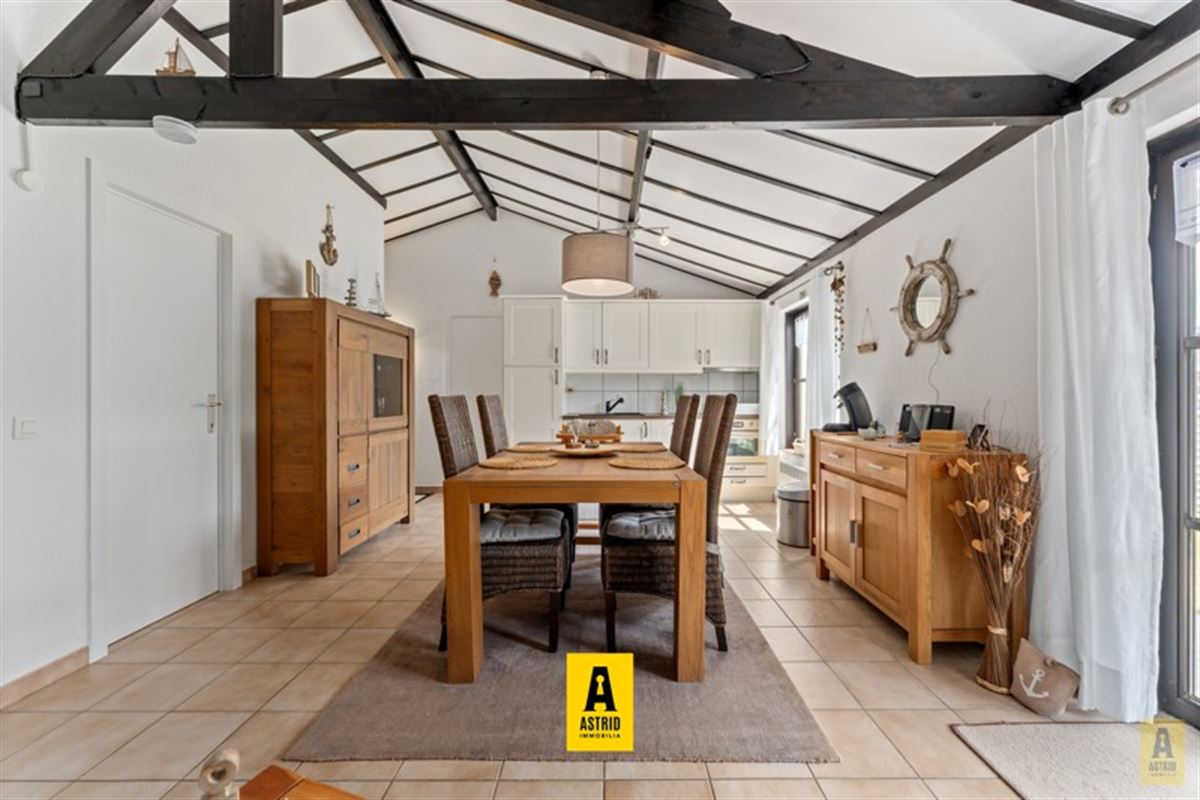 Schitterende vakantiewoning met parking en zonnige tuin!