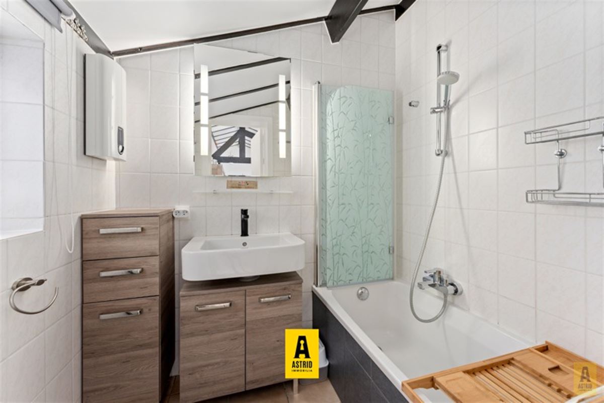 Schitterende vakantiewoning met parking en zonnige tuin!