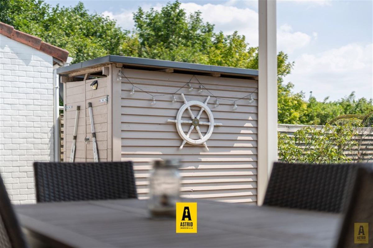 Schitterende vakantiewoning met parking en zonnige tuin!