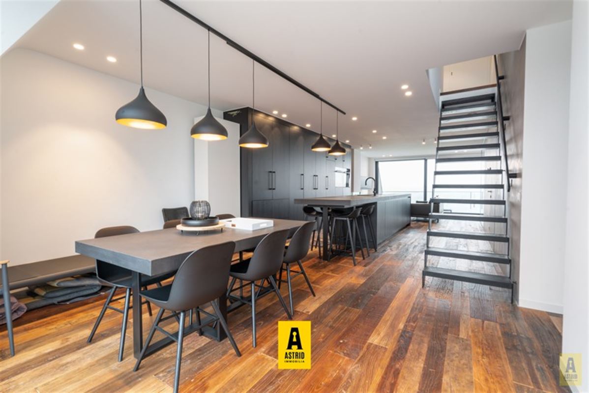 Luxueus duplexappartement met schitterende open zichten!