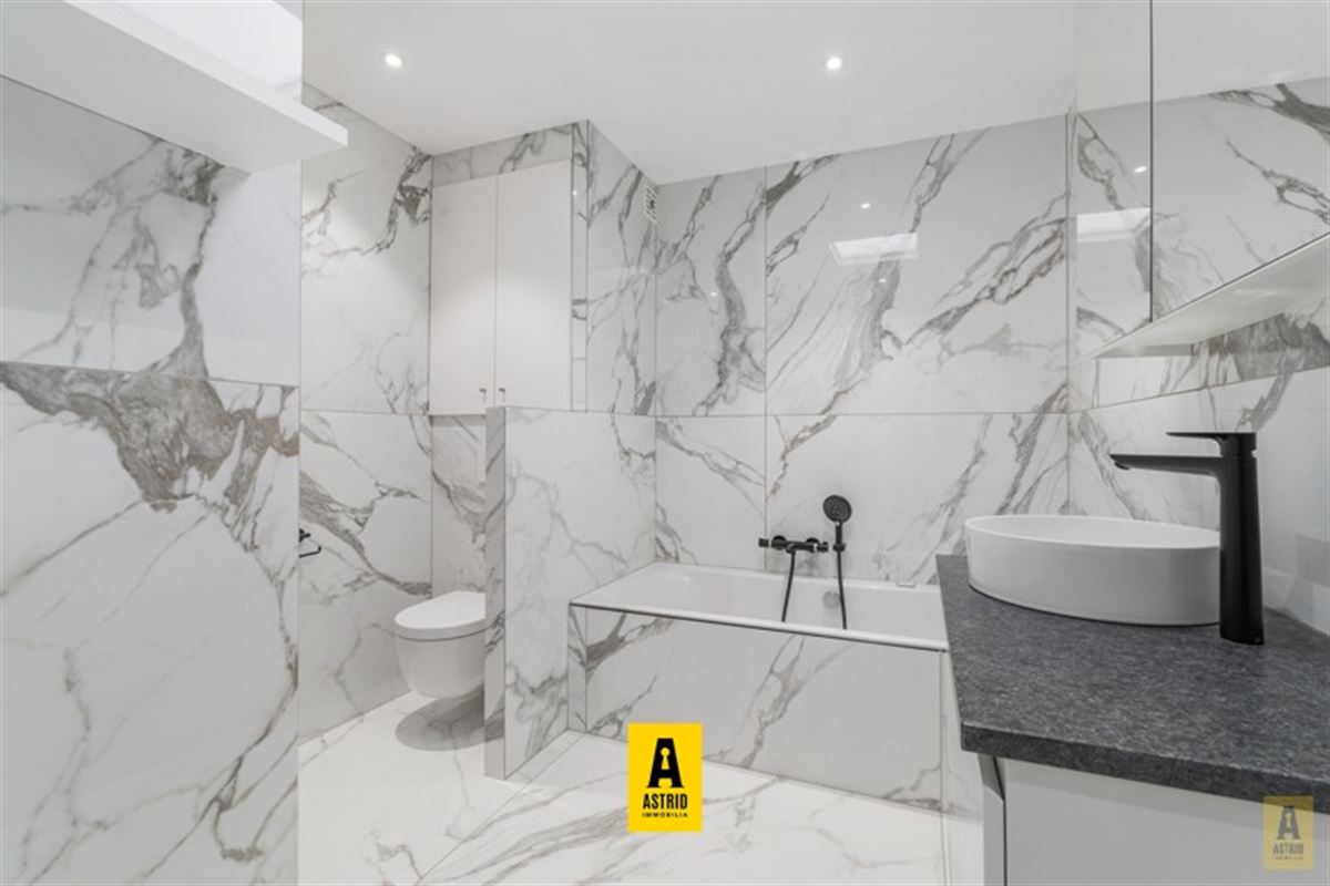 Perfect instapklaar appartement met zonneterras aan zee!