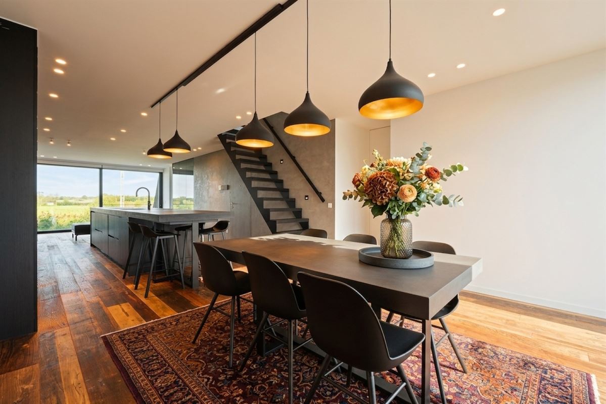 Luxueus duplexappartement met schitterende open zichten!