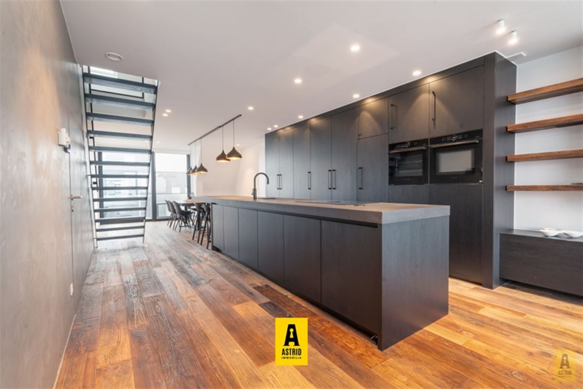 Luxueus duplexappartement met schitterende open zichten!