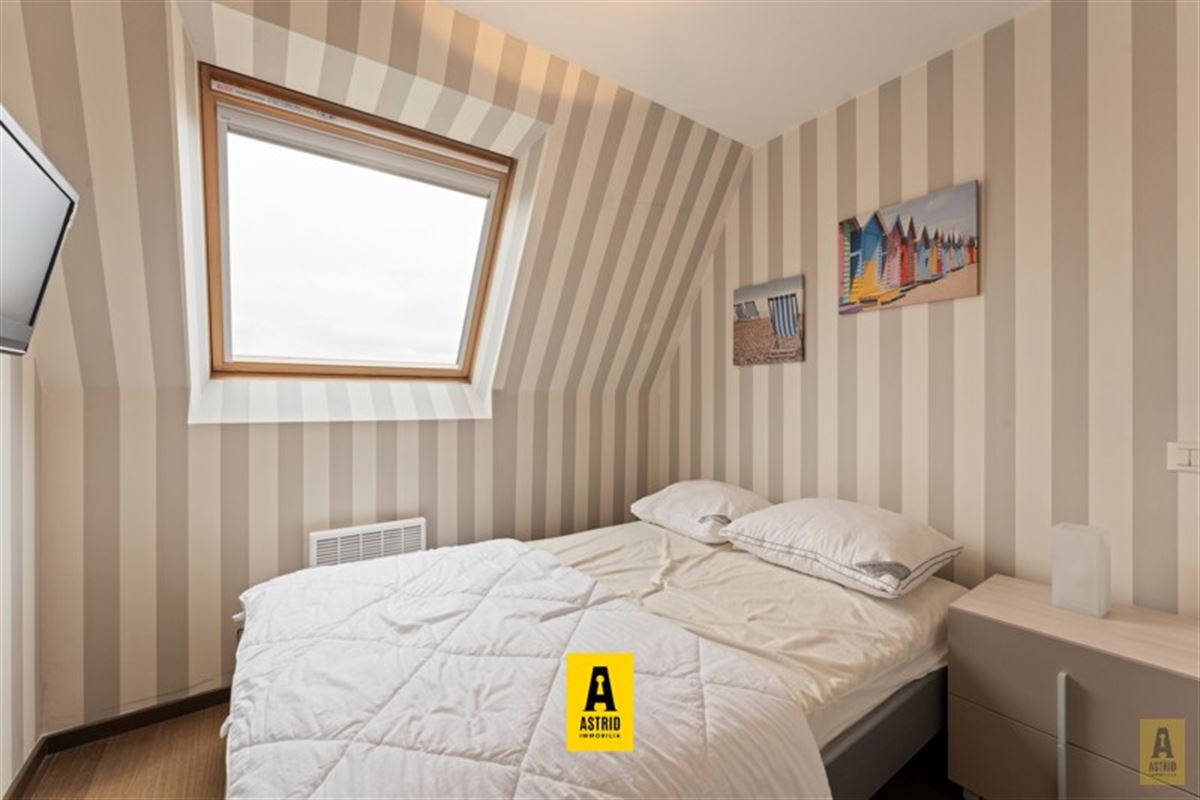 Schitterend duplexappartement met 3 slaapkamers, zeezicht en garagebox!