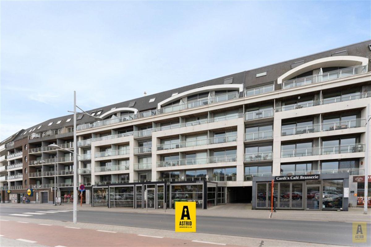 Schitterend duplexappartement met 3 slaapkamers, zeezicht en garagebox!