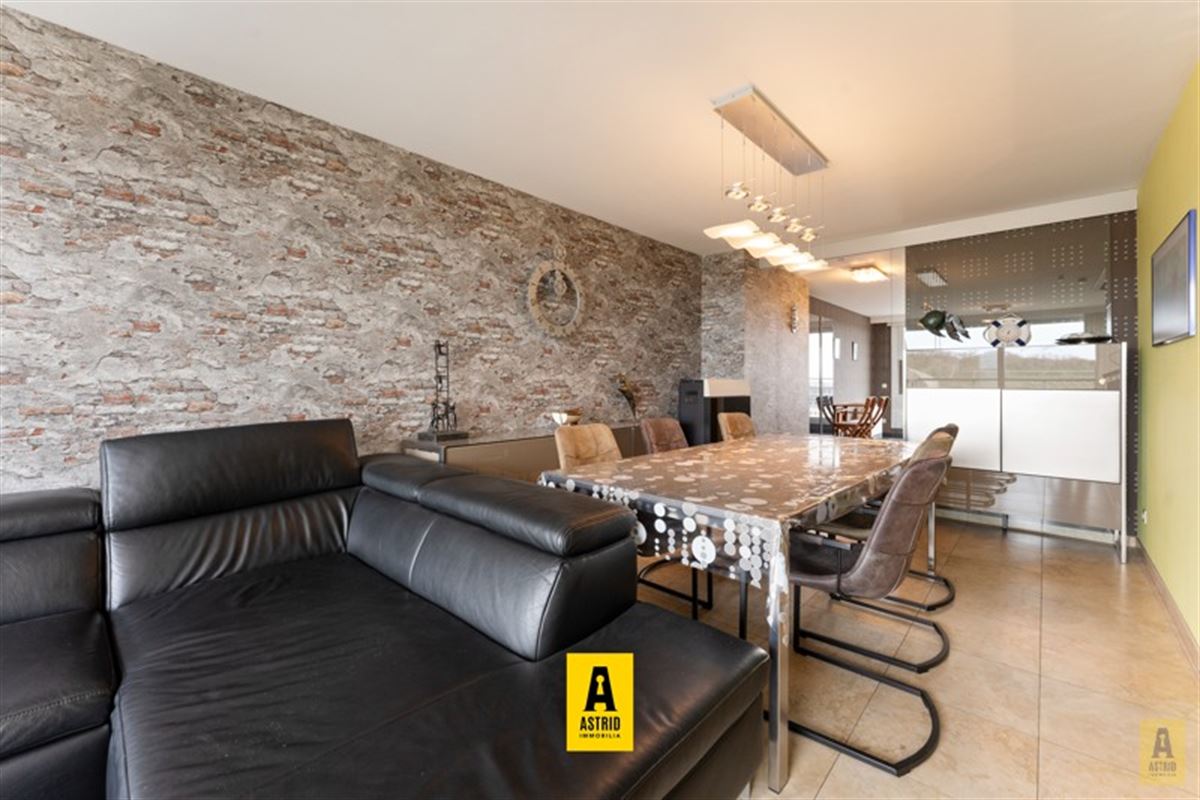 Schitterend duplexappartement met 3 slaapkamers, zeezicht en garagebox!