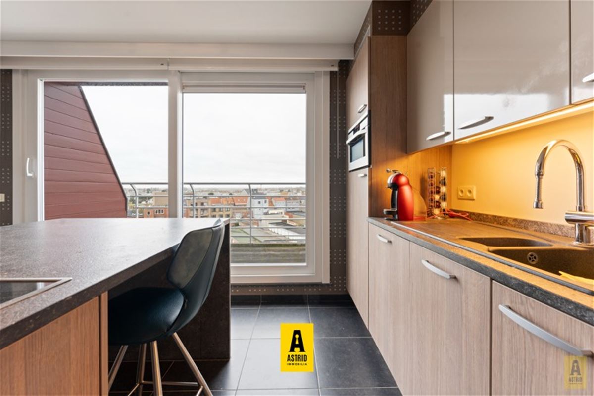 Schitterend duplexappartement met 3 slaapkamers, zeezicht en garagebox!