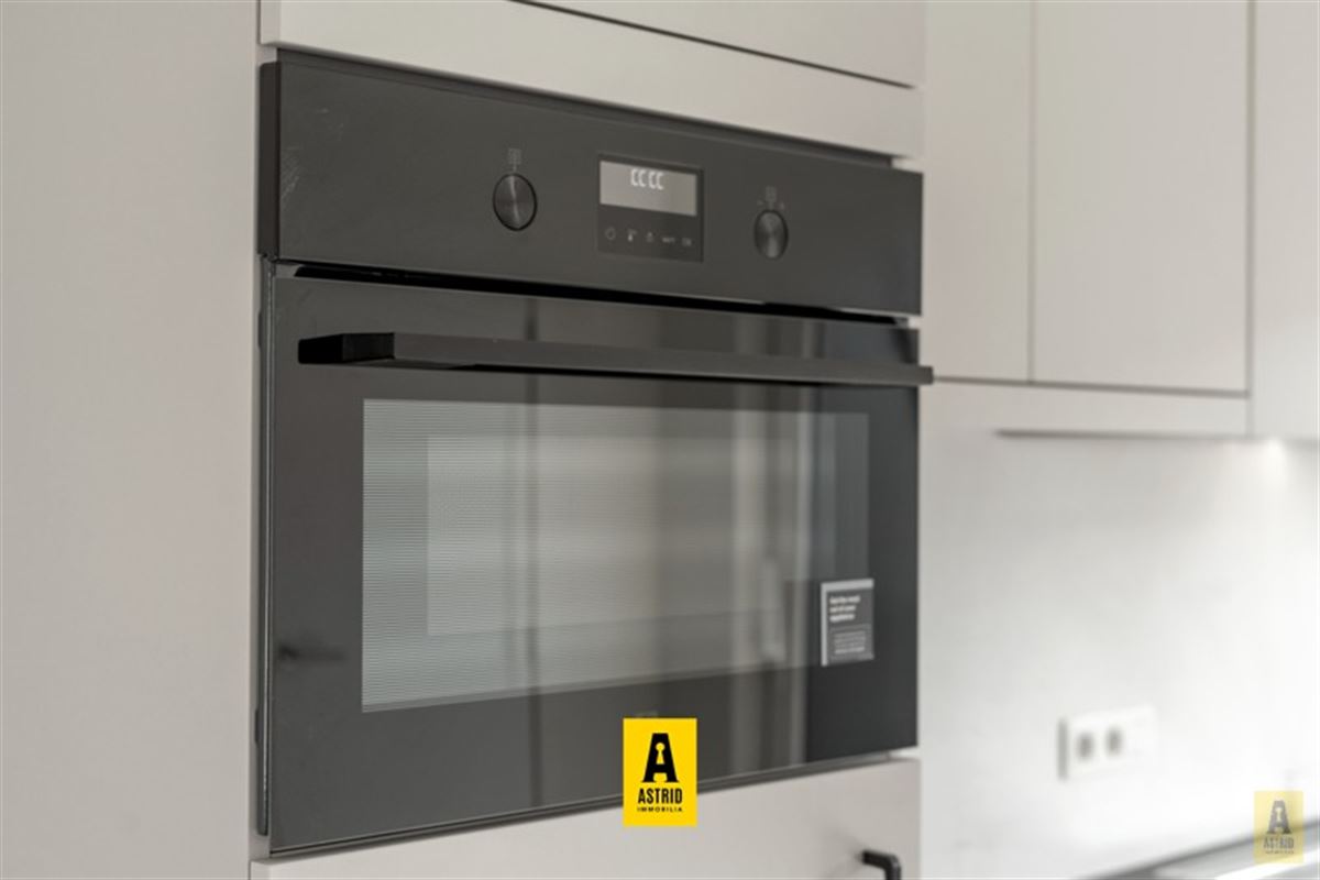 Ruim en zonnig nieuw appartement met mooie terrassen vlakbij zee!