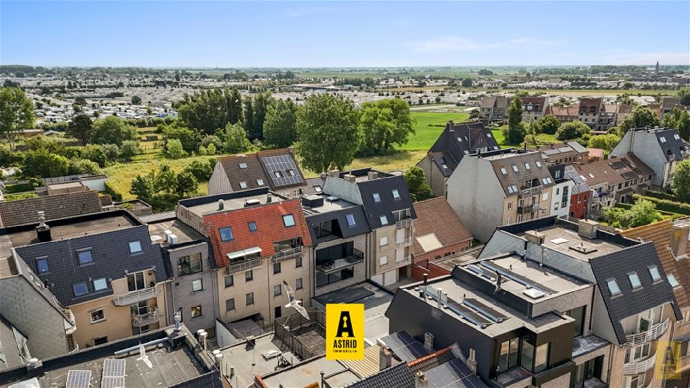 Ruim en zonnig nieuw appartement met mooie terrassen vlakbij zee!