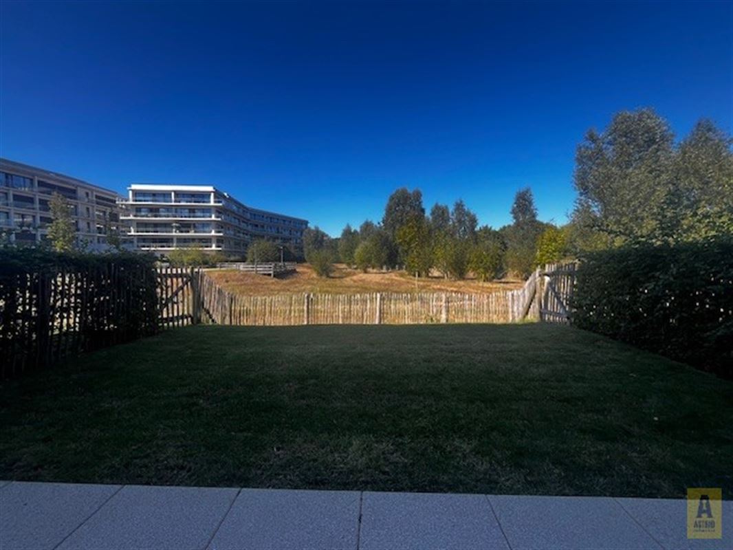 Luxe tuinappartement met garage op fantastische locatie!