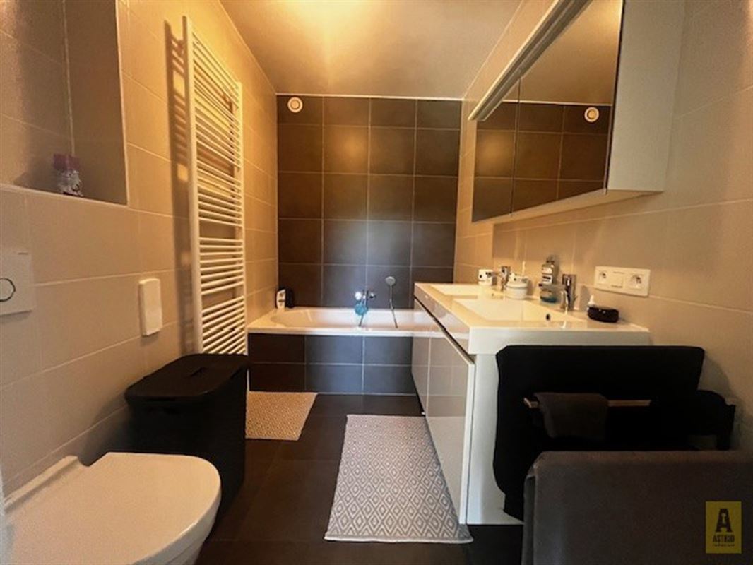 Luxe tuinappartement met garage op fantastische locatie!