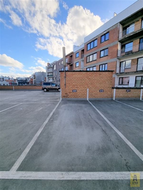 Autostaanplaats te huur centrum Oostende!