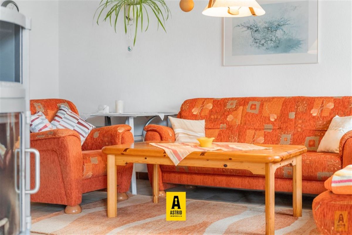 Instapklaar vakantiehuisje (3 slpks) met parkeerplaats vlakbij zee!