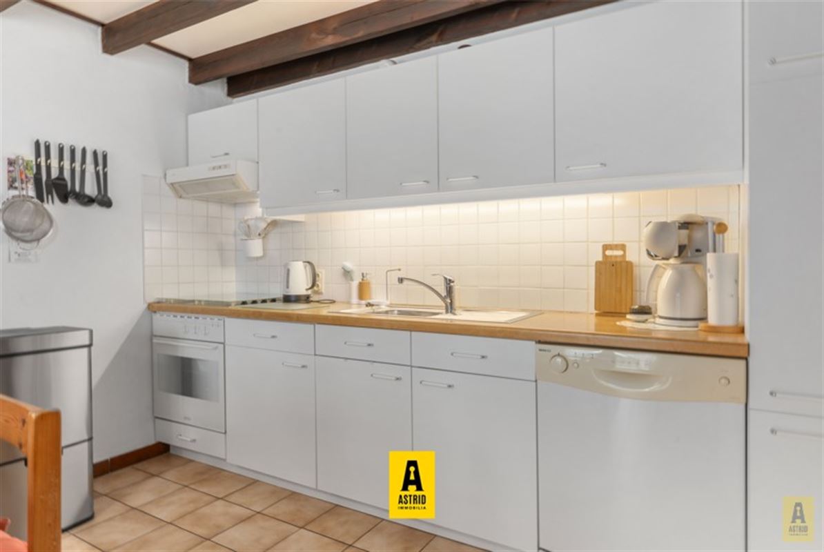 Instapklaar vakantiehuisje (3 slpks) met parkeerplaats vlakbij zee!