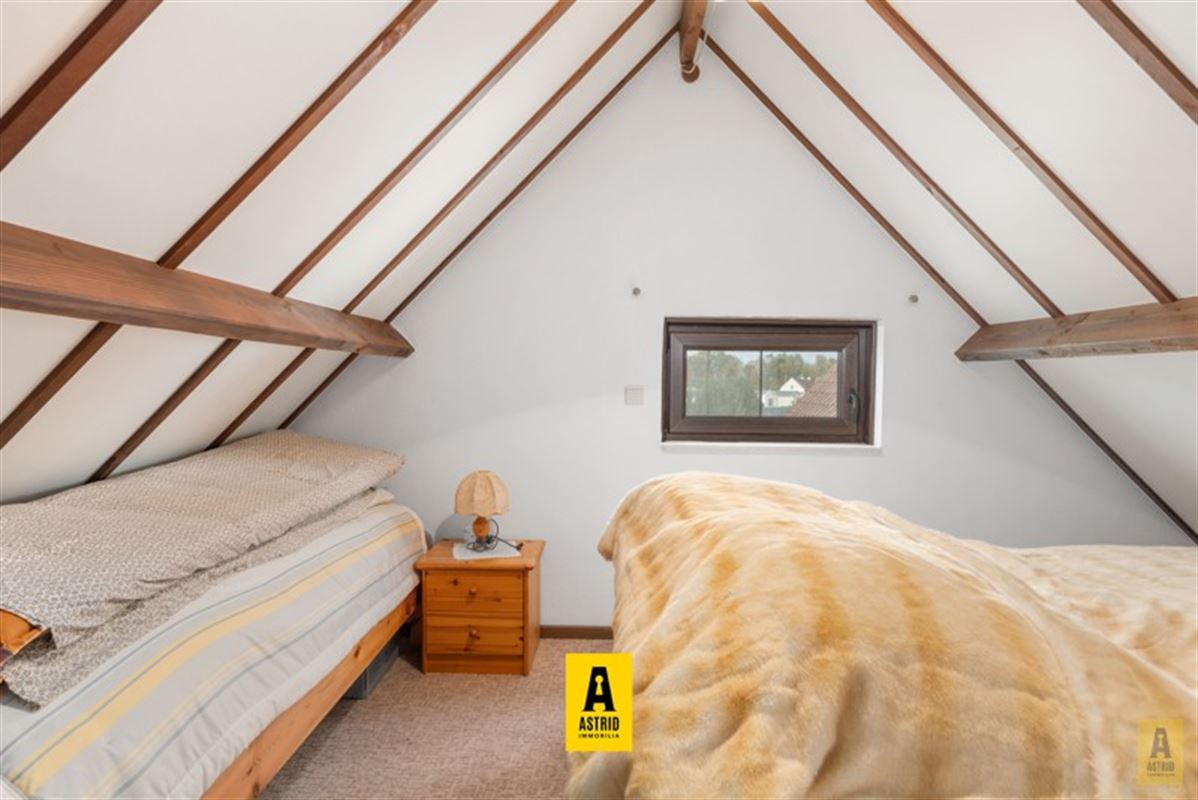 Instapklaar vakantiehuisje (3 slpks) met parkeerplaats vlakbij zee!