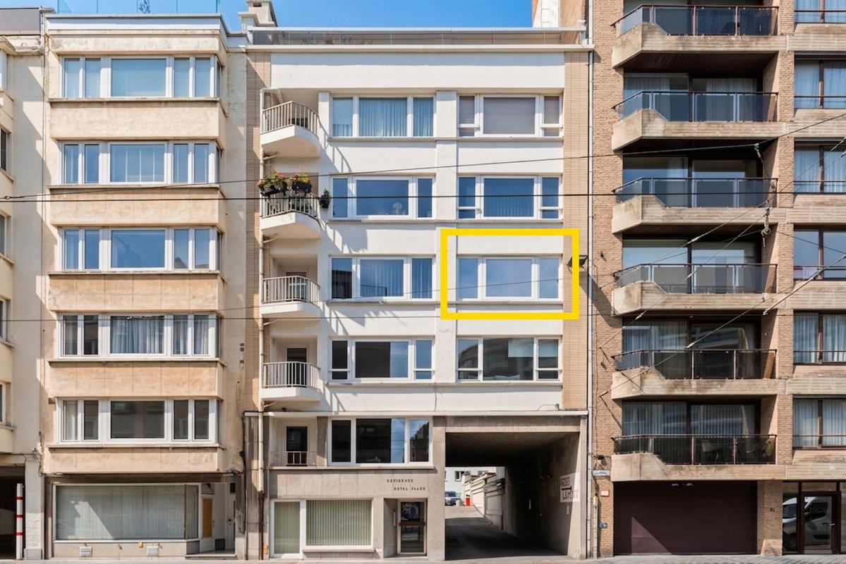 Instapklaar zonnig appartement in centrum en vlak aan de dijk!