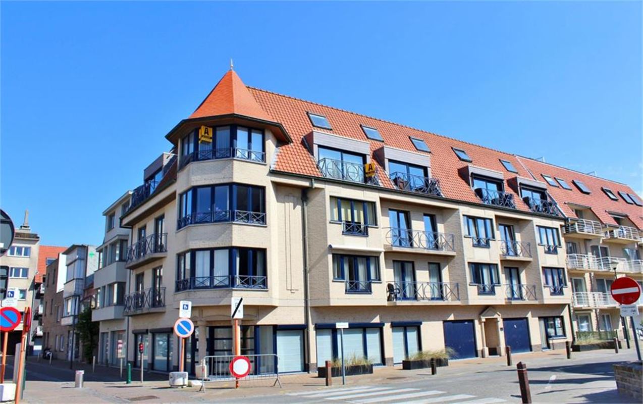 Zonnig en instapklaar hoekappartement vlakbij strand en winkels!