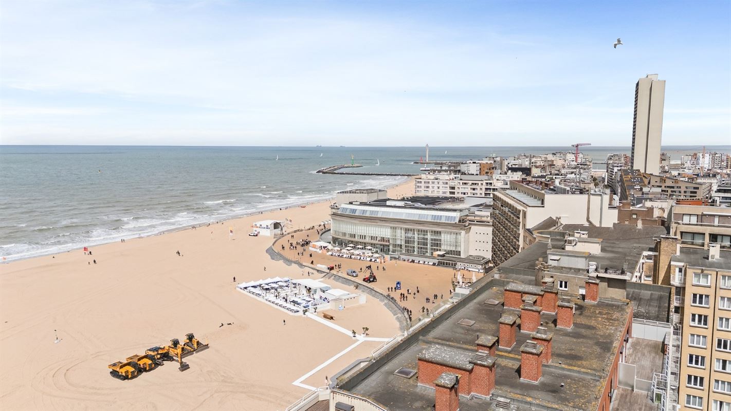 Instapklaar zonnig appartement in centrum en vlak aan de dijk!