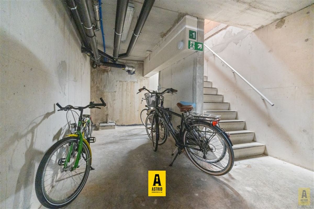 🌊 Instapklaar duplexappartement in hartje Bredene!