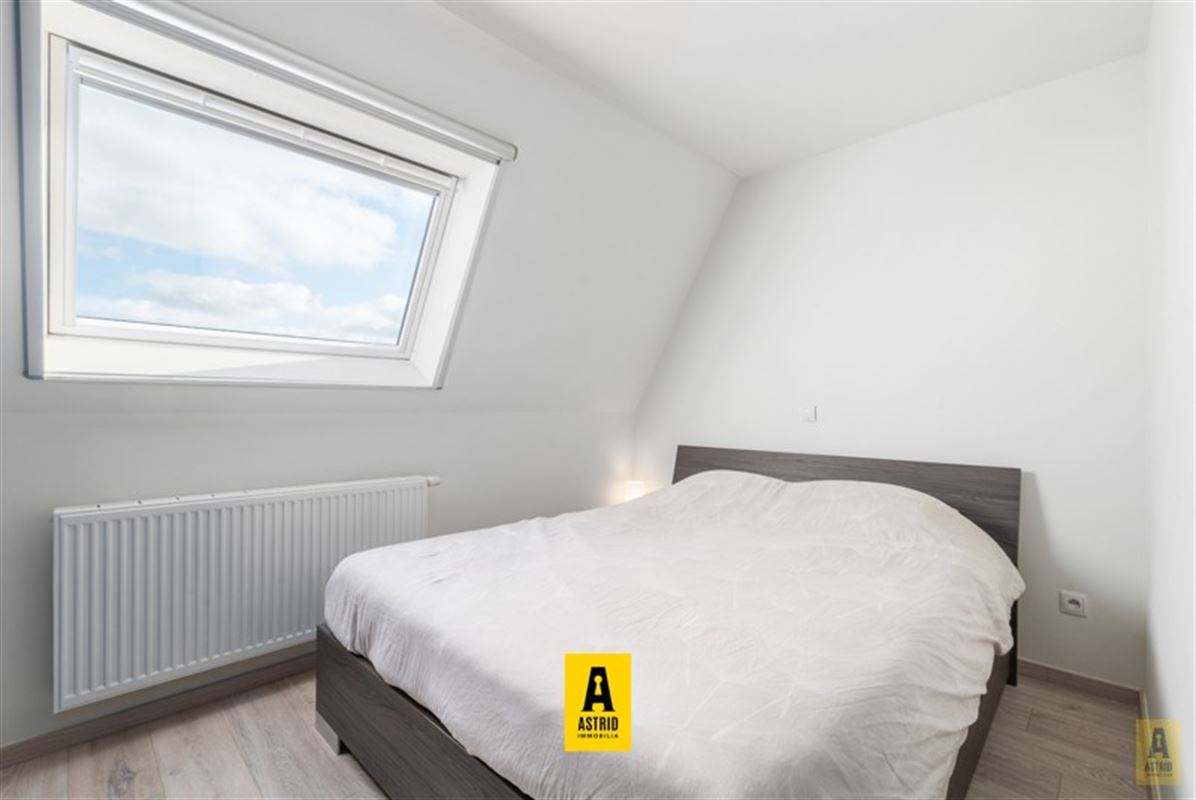 🌊 Instapklaar duplexappartement in hartje Bredene!