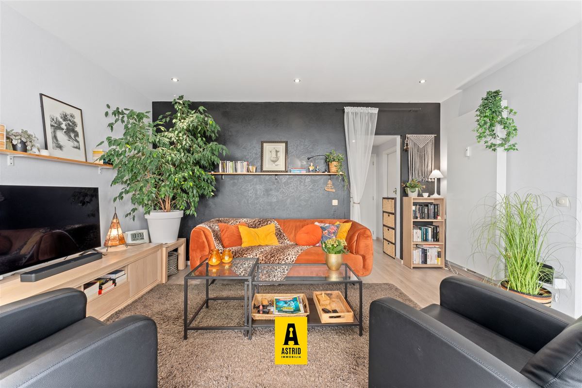 Volledig gerenoveerd appartement met zeezicht in Bredene