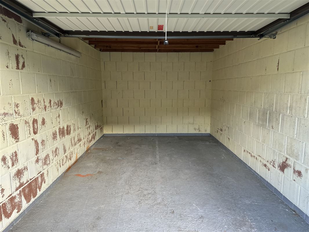 Gelijkvloerse garagebox centrum Bredene - Duinen