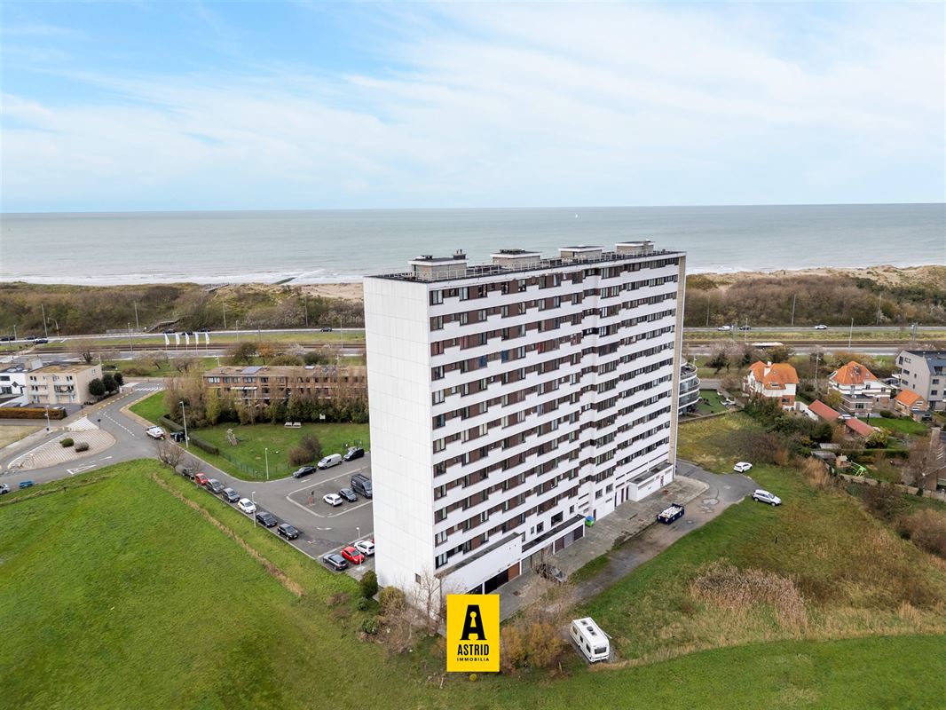 Volledig gerenoveerd appartement met zeezicht in Bredene