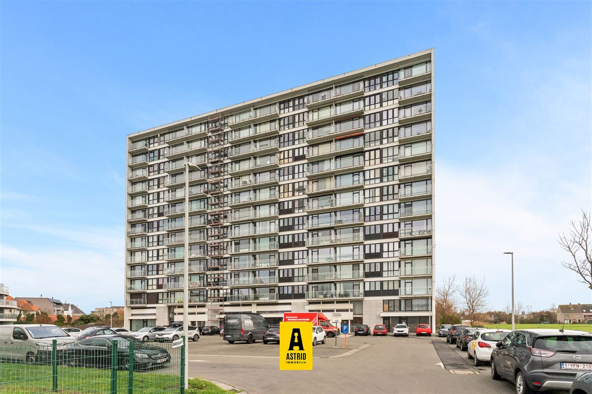 Volledig gerenoveerd appartement met zeezicht in Bredene