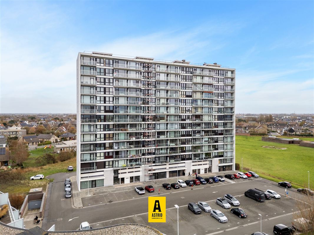 Volledig gerenoveerd appartement met zeezicht in Bredene